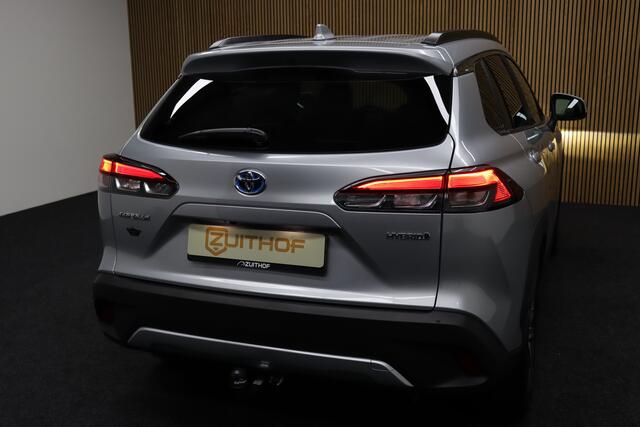 Toyota COROLLA Cross Hybrid 200 Style | Afneembare Trekhaak | Navigatie | Adaptive-cruise | Apple Carplay & Android Auto | Camera | Navigatie | Keyless | Clima