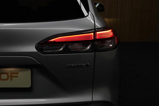 Toyota COROLLA Cross Hybrid 200 Style | Afneembare Trekhaak | Navigatie | Adaptive-cruise | Apple Carplay & Android Auto | Camera | Navigatie | Keyless | Clima