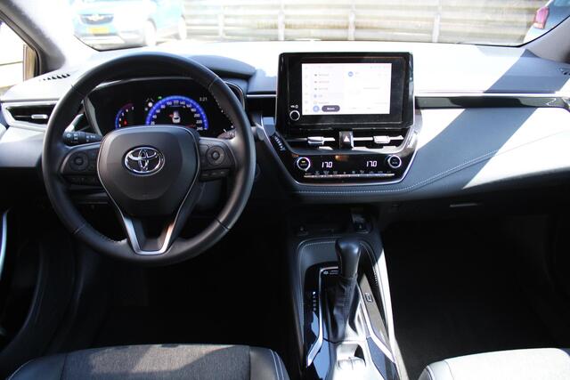 Toyota COROLLA Touring Sports 1.8 Hybrid Dynamic Automaat, Trekhaak, All-Seasonbanden en 1e Eigenaar!