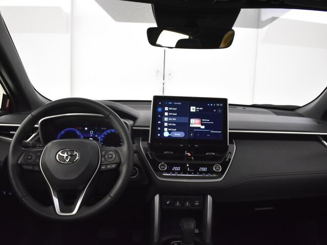 Toyota COROLLA Hybrid 200 Style | Panoramadak | Trekhaak | All Seasons | BLS