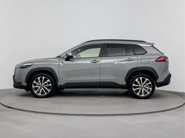 Toyota COROLLA Cross Hybrid 140 Style | Parkeersensoren | Metaallak | Lichtmetalen Velgen |