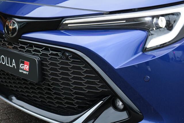 Toyota COROLLA Hybrid 200 GR Sport Plus, DEMOVOORDEEL, Pano/Schuifkanteldak, JBL, 200PK, BSM, HEAD-UP, Apple Carplay/Android Auto!