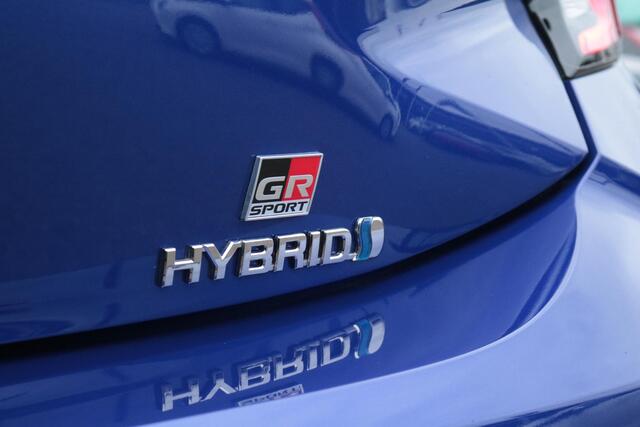 Toyota COROLLA Hybrid 200 GR Sport Plus, DEMOVOORDEEL, Pano/Schuifkanteldak, JBL, 200PK, BSM, HEAD-UP, Apple Carplay/Android Auto!