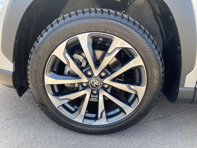 Toyota COROLLA Cross Hybrid 200 Executive Panoramadak, Dodehoekdetectie, Parkeersensoren voor + achter, Elektrische achterklep, Led, Navi, Garantie t/m 2034!