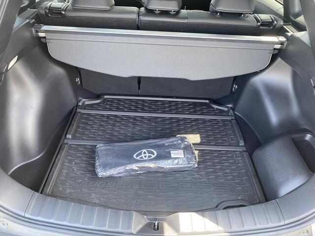 Toyota COROLLA Cross Hybrid 200 Executive Panoramadak, Dodehoekdetectie, Parkeersensoren voor + achter, Elektrische achterklep, Led, Navi, Garantie t/m 2034!