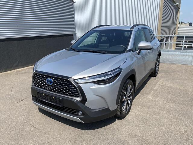 Toyota COROLLA Cross Hybrid 140 Dynamic edition Navigatie, Elektrische achterklep, LM Velgen, LMV, all-season banden, smart Key