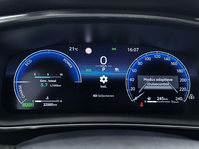 Toyota COROLLA Touring Sports 1.8 Hybrid First Edition