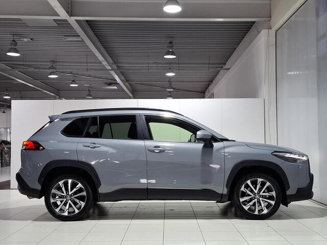 Toyota COROLLA Cross Hybrid 200 Dynamic Navigatie, Elek. Achterklep, Smart key, Led, LMV, Privacy glass, Adaptieve cruise control