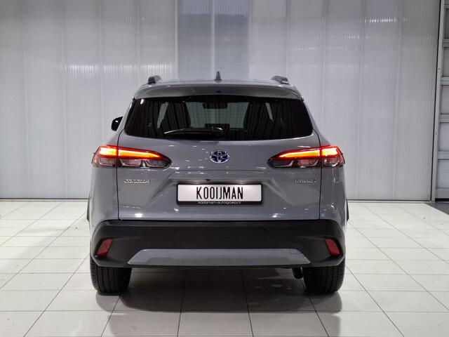 Toyota COROLLA Cross Hybrid 200 Dynamic Navigatie, Elek. Achterklep, Smart key, Led, LMV, Privacy glass, Adaptieve cruise control