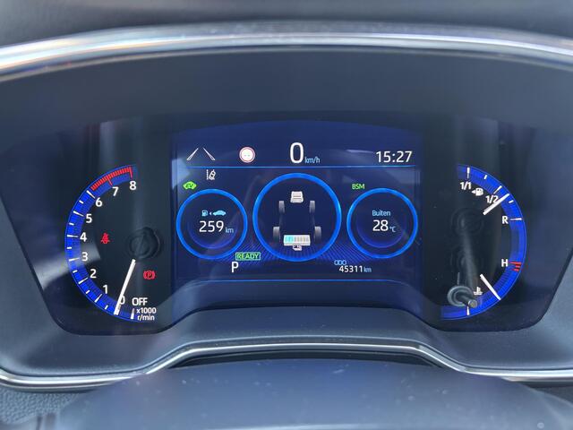 Toyota COROLLA 2.0 Hybrid Executive Schuifdak | Sportstoelen | JBL Audio | Apple Carplay/Android Auto | HUD | BSM | Nieuwstaat! | Toyota garantie tot 11-2032!
