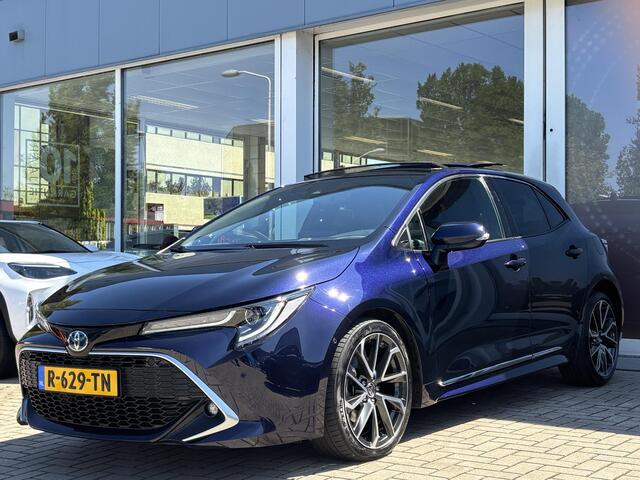 Toyota COROLLA 2.0 Hybrid Executive Schuifdak | Sportstoelen | JBL Audio | Apple Carplay/Android Auto | HUD | BSM | Nieuwstaat! | Toyota garantie tot 11-2032!