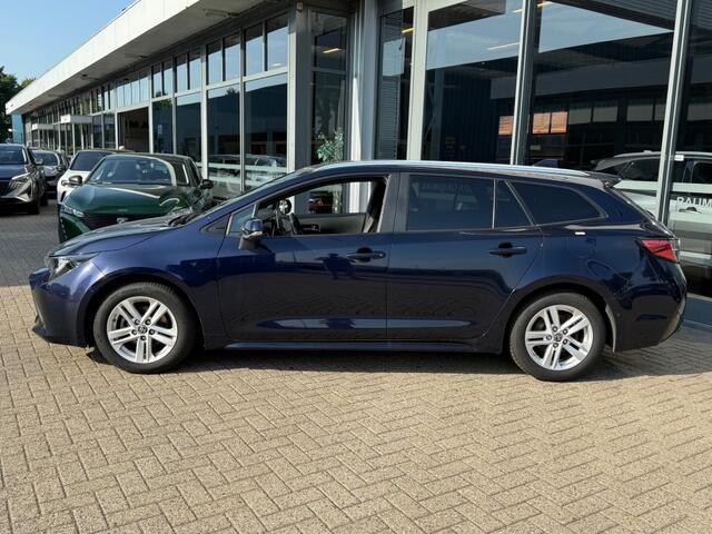 Toyota COROLLA 1.8 HYBRID 122PK SPORT AUTOMAAT NAVI PDC LMV SMART SAFETY+