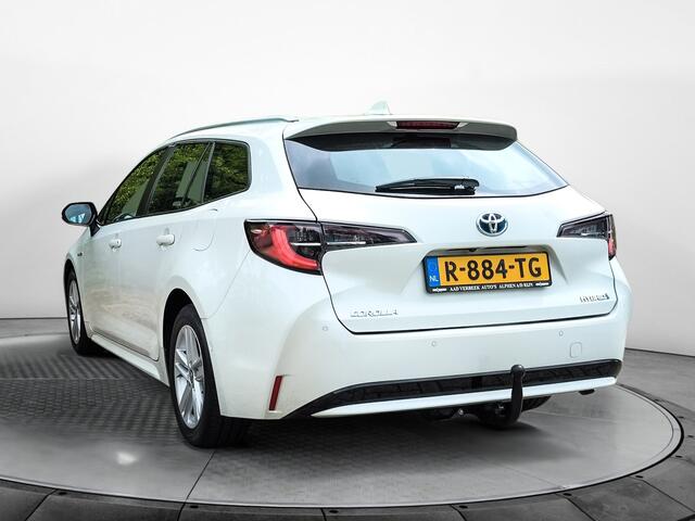 Toyota COROLLA Touring Sports 1.8 Hybrid Business (98 PK) 2e-Eig. & Keurig-Onderh. BOVAG-Garantie. Trekhaak, Navigatie/Apple-Carplay/Android-Auto, Adaptive-Cruisecontrol, Parkeersensoren-V+A, Achteruitrijcamera, Stoelverwarming, DAB, Lm-Velgen-16Inch, Privacy-Glas
