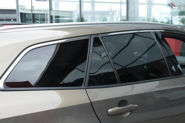 Toyota COROLLA Touring Sports Hybrid 140 Dynamic NAVI, Parkeersensoren, Stoelverwarming, Nieuw snel leverbaar!