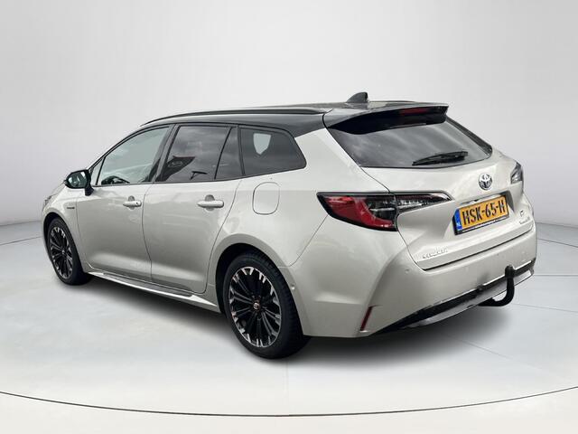 Toyota COROLLA Touring Sports 1.8 Hybrid GR-Sport | Bi-tone lak | Parkeersensoren | Trekhaak | Carplay |