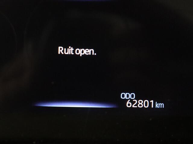 Toyota COROLLA 1.8 Hybrid Executive Pano I Navigatie I Climate Control I Cruise Control I Camera I Elektrisch Glazen Schuif Kantel Dak I