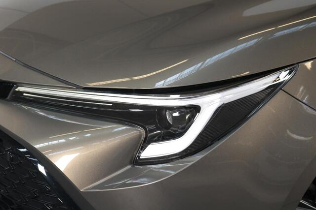 Toyota COROLLA Hybrid 140 Executive, Schuifdak, Trekhaak