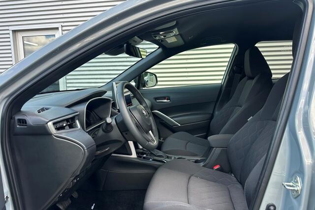 Toyota COROLLA Cross Hybrid 140 Team-D Manhattan Grey