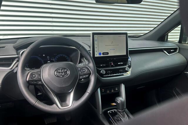Toyota COROLLA Cross Hybrid 140 Team-D Manhattan Grey