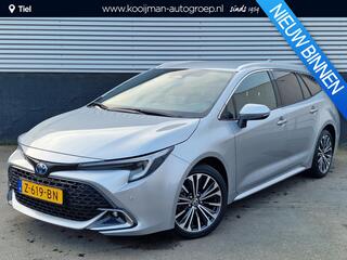 toyota-corolla-touring-sports-hybri