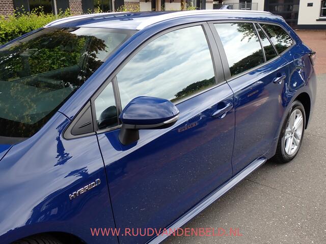 Toyota COROLLA Touring Sports 1.8 Hybrid Active