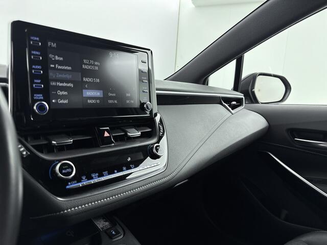 Toyota COROLLA Touring Sports 2.0 Hybrid Dynamic | Apple Carplay & Android Auto | Parkeercamera | Trekhaak |