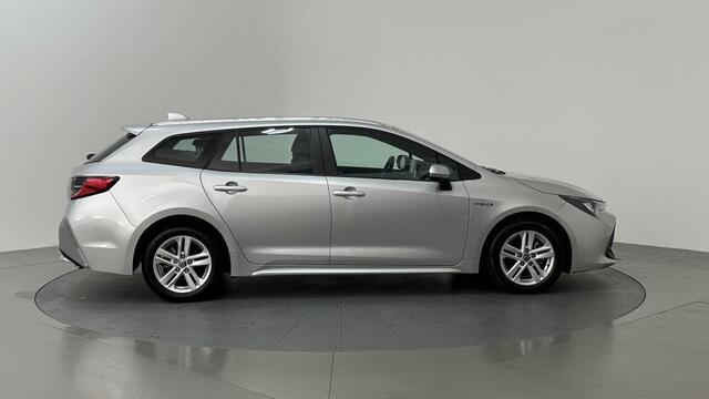 Toyota COROLLA 1.8 HYBRID ADAPTIEVE CRUISE CAMERA CLIMATE CONTROL