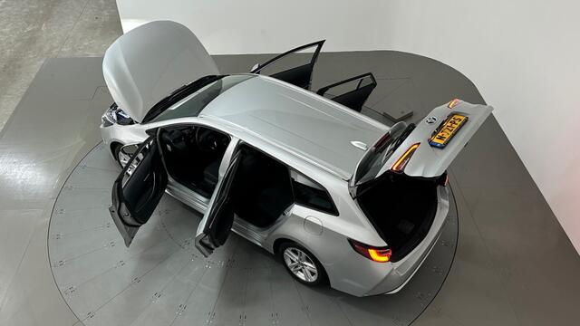 Toyota COROLLA 1.8 HYBRID ADAPTIEVE CRUISE CAMERA CLIMATE CONTROL