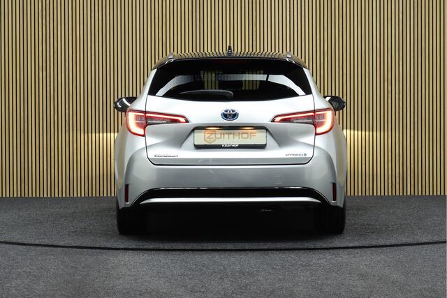 Toyota COROLLA Touring Sports 1.8 Hybrid Dynamic | Adaptive-cruise | Camera | Apple Carplay & Android Auto | Head-up Display | Elek. Achterklep | Clima | Keyless