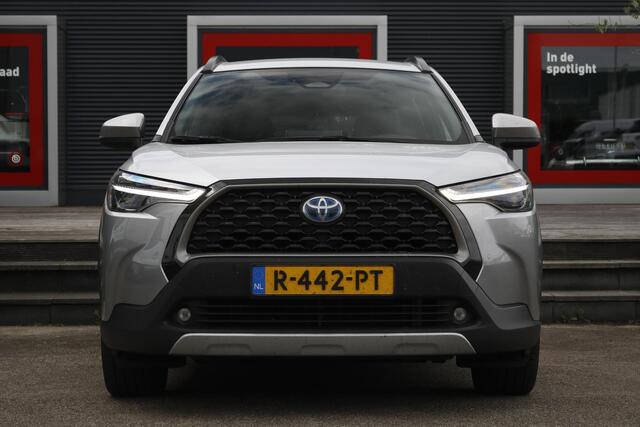Toyota COROLLA Cross 2.0 Hybrid First Edition | Bearlock