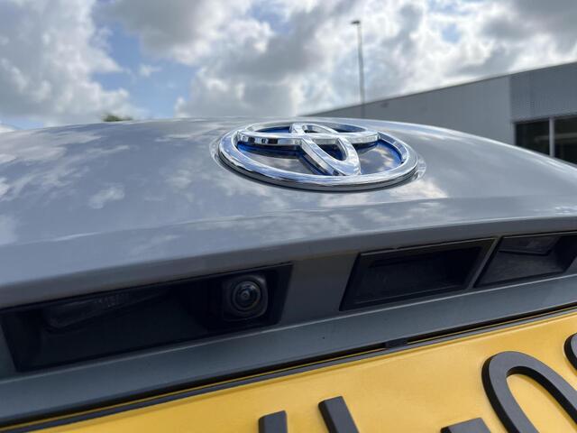 Toyota COROLLA Touring Sports 1.8 Hybrid Dynamic | Navigatie | Apple CarPlay/Android auto | Achteruitrijcamera | Stoelverwarming | Elektrische achterklep