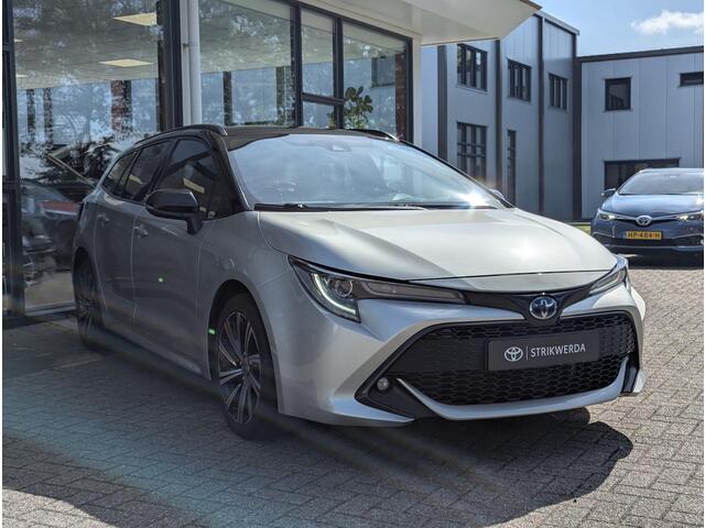 Toyota COROLLA 1.8 Hybrid Dynamic Bi-tone Plus | Stoel- stuurverwarming | Elek. achterklep | HUD | ACC | Half-leder