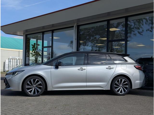 Toyota COROLLA 1.8 Hybrid Dynamic Bi-tone Plus | Stoel- stuurverwarming | Elek. achterklep | HUD | ACC | Half-leder