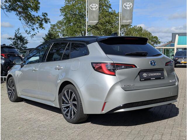 Toyota COROLLA 1.8 Hybrid Dynamic Bi-tone Plus | Stoel- stuurverwarming | Elek. achterklep | HUD | ACC | Half-leder