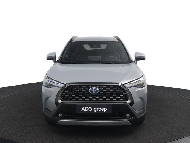 Toyota COROLLA Cross Hybrid 140 Dynamic | Elektrisch bedienbare Achterklep | Led Verlichting | Keyless Entry | Navigatie Grootscherm |