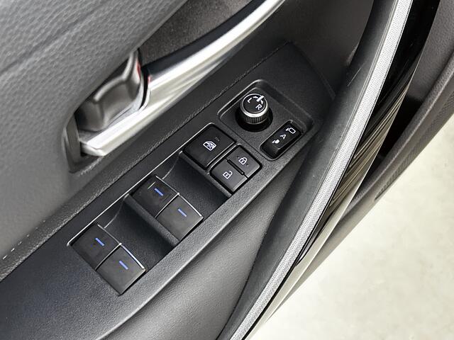 Toyota COROLLA 1.8 Hybrid Dynamic | LM velgen | Half lederen interieur |