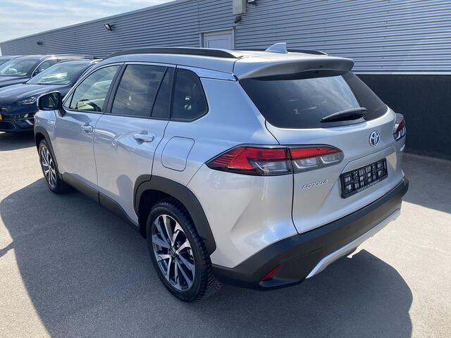 Toyota COROLLA Cross Hybrid 200 Executive Panoramadak, Dodehoekdetectie, Parkeersensoren voor + achter, Elektrische achterklep, Led, Navi, Garantie t/m 2034!