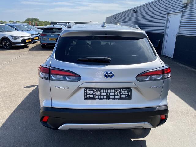 Toyota COROLLA Cross Hybrid 200 Executive Panoramadak, Dodehoekdetectie, Parkeersensoren voor + achter, Elektrische achterklep, Led, Navi, Garantie t/m 2034!