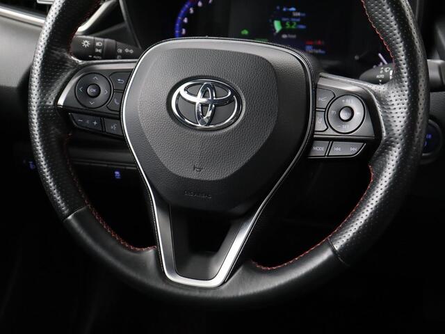 Toyota COROLLA 1.8 Hybrid GR-Sport | Trekhaak | Stoelverwarming | Adaptive cruise | Camera | Carplay | Sportstoelen | Full LED | Park Assist | Keyless