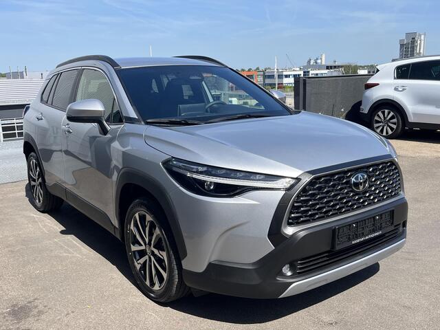 Toyota COROLLA Cross Hybrid 1.8L Dynamic Edition Navigatie, Achteruitrijcamera, Elek. achterklep, LED, LMV, Privacy glass, Smart Key, BTW Auto