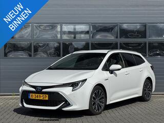 toyota-corolla-touring-sports-1.8-h
