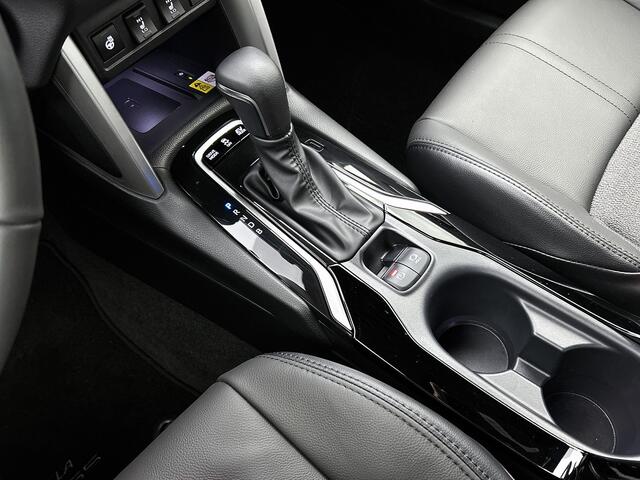 Toyota COROLLA Cross Hybrid 140 Style | Luxe uitvoering |