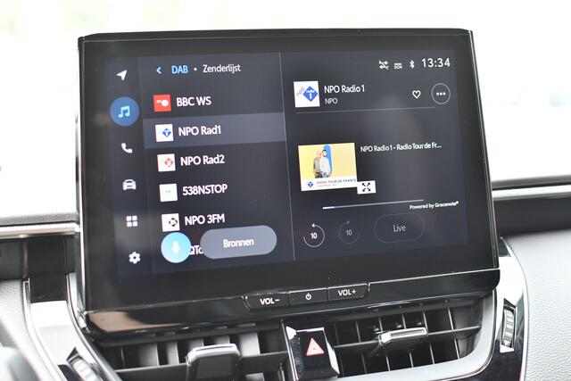 Toyota COROLLA Touring Sports 1.8 Hybrid First Edition Automaat 140pk | LED koplampen | Cloud Navigatie | Parkeersensoren | BTW-auto |