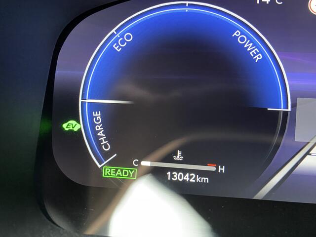 Toyota COROLLA Cross Hybrid 140 Style Audio instal+DAB/ Hoogte verst.bare stoel/Parkeersens. V+A/half lederen bekleding/ Navigatie/Achteruitrijcam./Stoelverw./Autom. Airco/Apple Carplay/Cruise Contr./Elektr.achterklep/Privacyglas/Led verl./Keyless Entry+Start/Dode hoek 