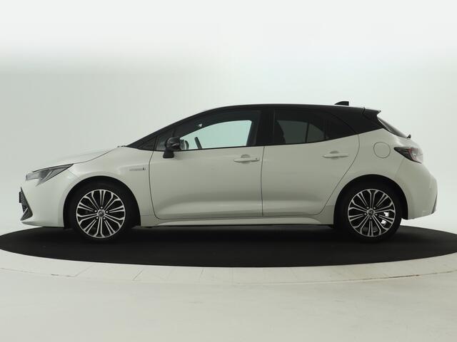Toyota COROLLA 1.8 Hybrid Business Intro Limited