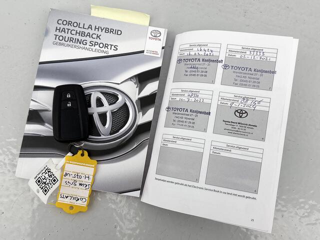 Toyota COROLLA Touring Sports 2.0 Hybrid Business Plus | 184 pk | Apple Carplay | 17 inch LM-velgen | Trekhaak |