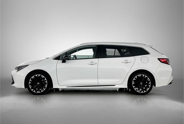 Toyota COROLLA Touring Sports 2.0 Hybrid GR-Sport | 18 pk | Apple Carplay | Sportstoelen | Parkeersensoren voor & achter |