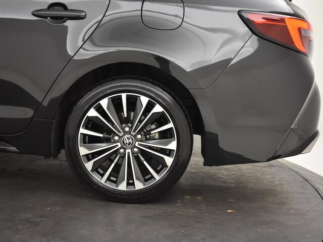 Toyota COROLLA 1.8 Hybrid First Edition | Parkeersensoren V+A | Stoelverwarming