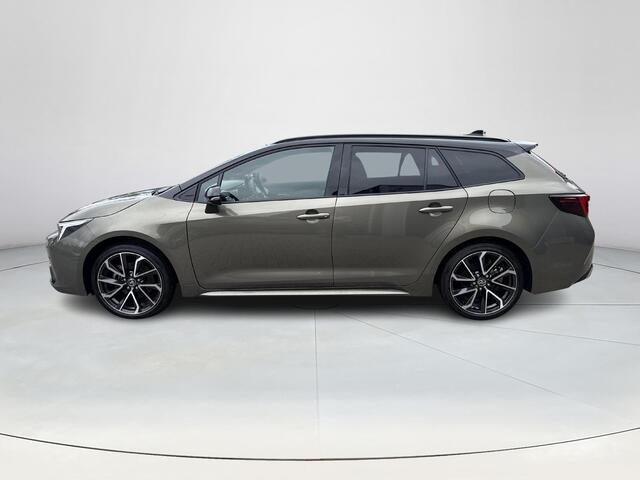 Toyota COROLLA Touring Sports Hybrid 200 Premium **PANORAMA DAK/ HEAD-UP DISPLAY/ TREKHAAK/ NAVIGATIE/ 36 MAANDEN GARANTIE**