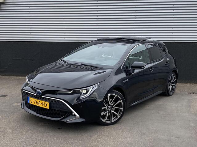 Toyota COROLLA 2.0 Hybrid Premium Panoramisch schuif-/kanteldak, trekhaak, navigatie Apple CarPlay/Android Auto, dodehoek detectie, head-up display, stoelverwarming